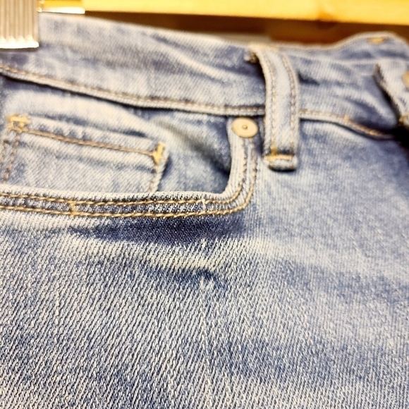 Blank NYC | The Reade Crop Skinny Jeans (Size 27) - Picture 10 of 15